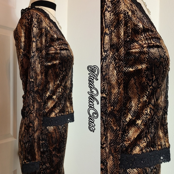 Betsey Johnson SET stretch VELVET & lace snake print dress & button up cardigan! - Picture 6 of 12